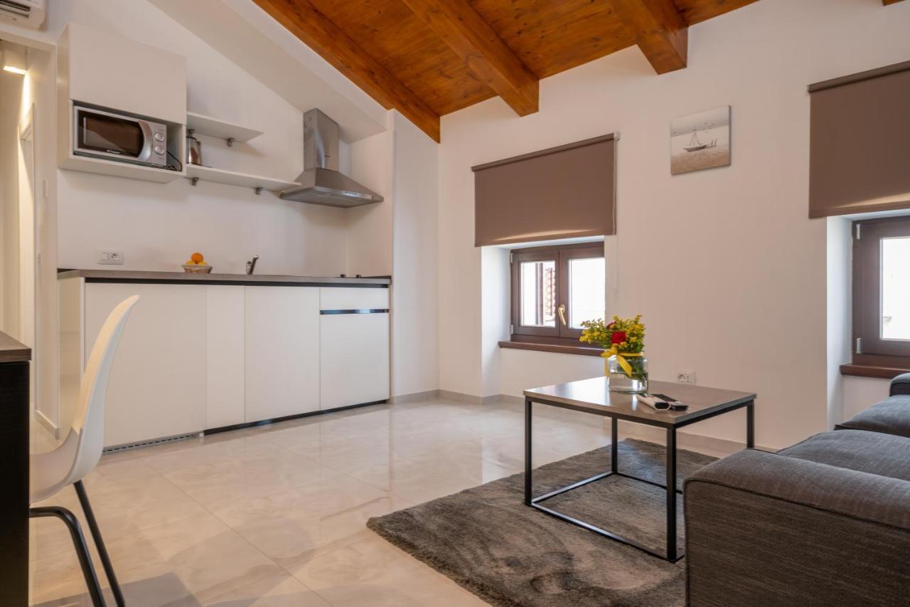 Aaa Apartments & Rooms PUY Exterior foto
